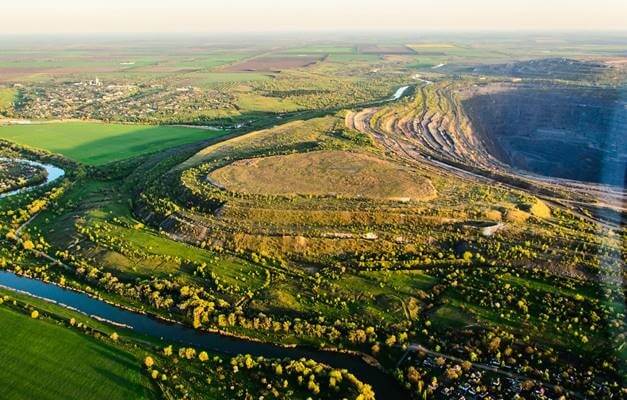 Aerial photo of Australian mine